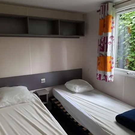 Camping Paradis De La *